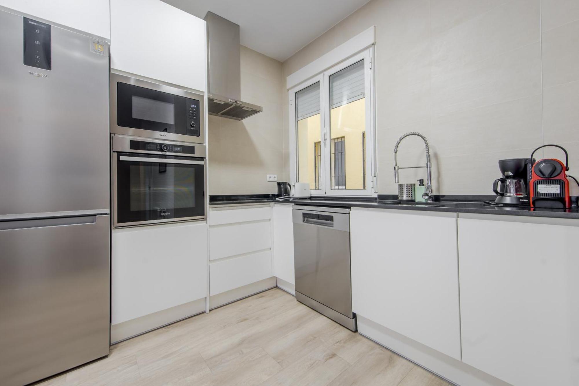 Elegante Apartamento En El Centro De Madrid-Rastro Apartment Bagian luar foto